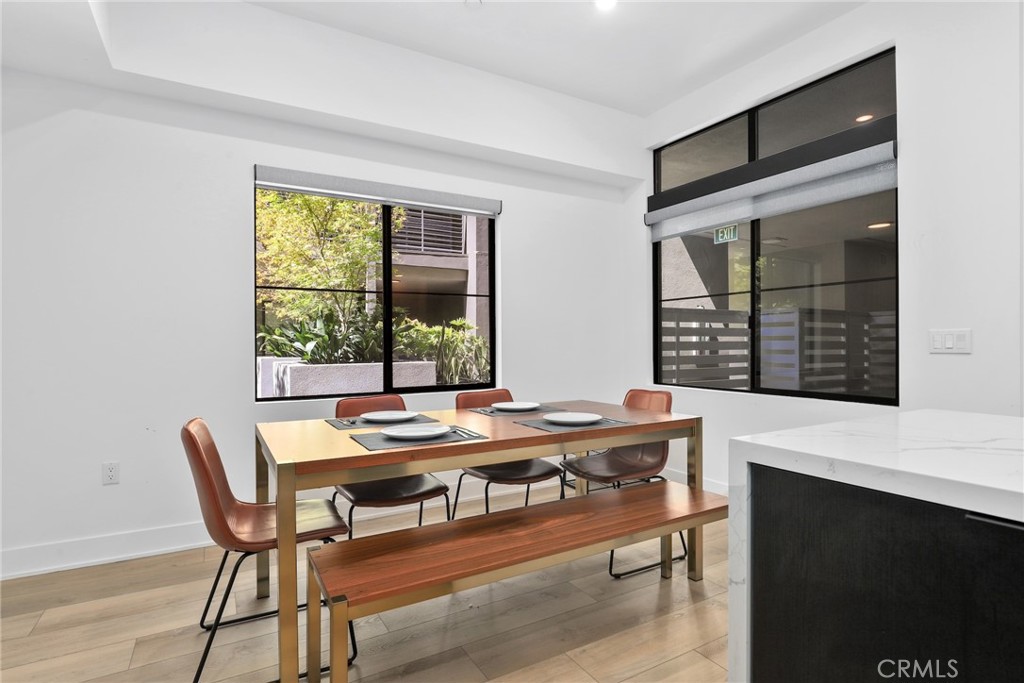 178 S Euclid Avenue 106