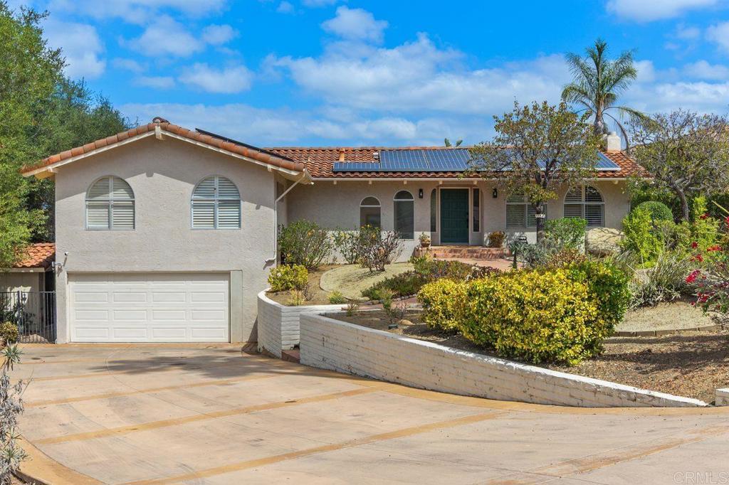 1154 Via Valle