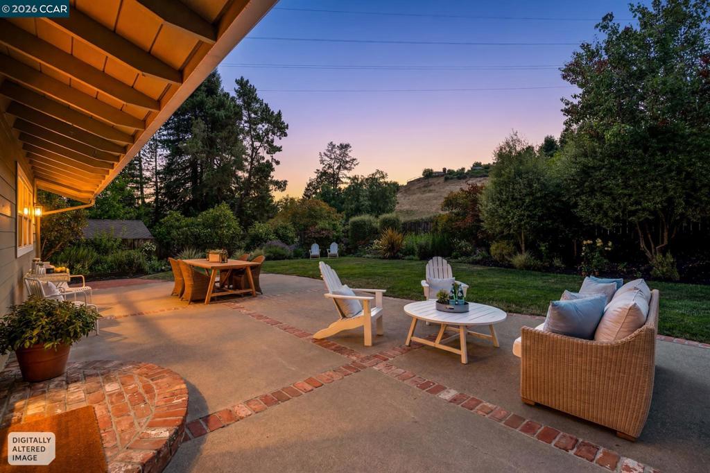 247 Corliss Dr
