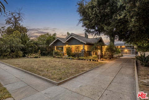 Photo of 59 S Sierra Madre Boulevard, Pasadena, CA 91107 (MLS # 26835815)