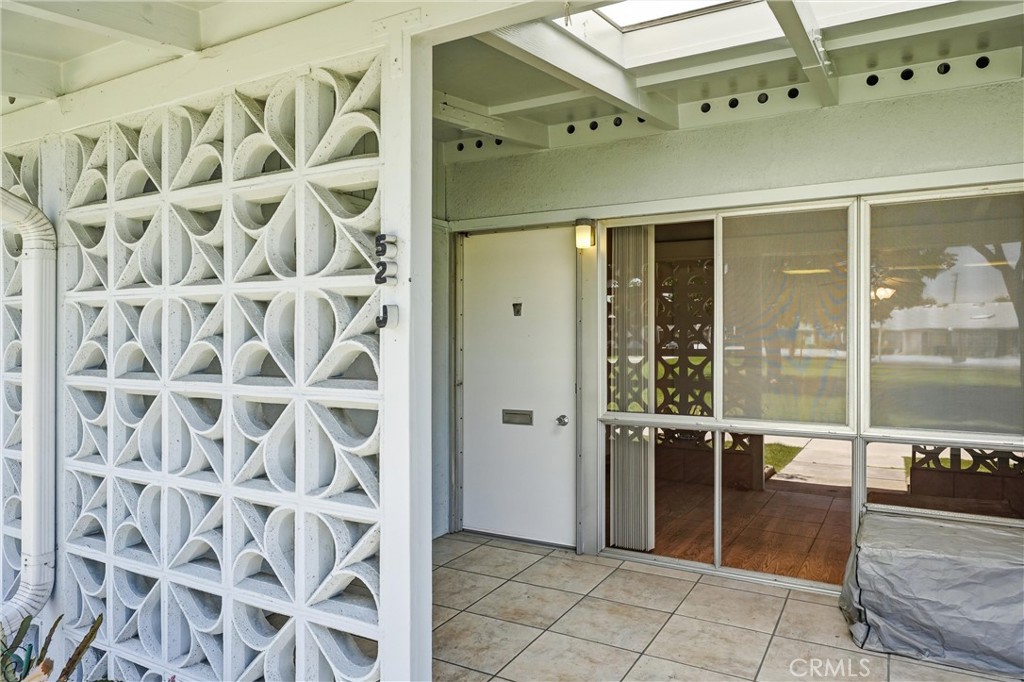 13140 Del Monte Drive 52J/M16