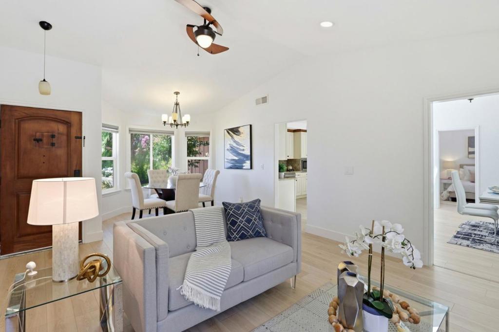 2736 Reno Drive