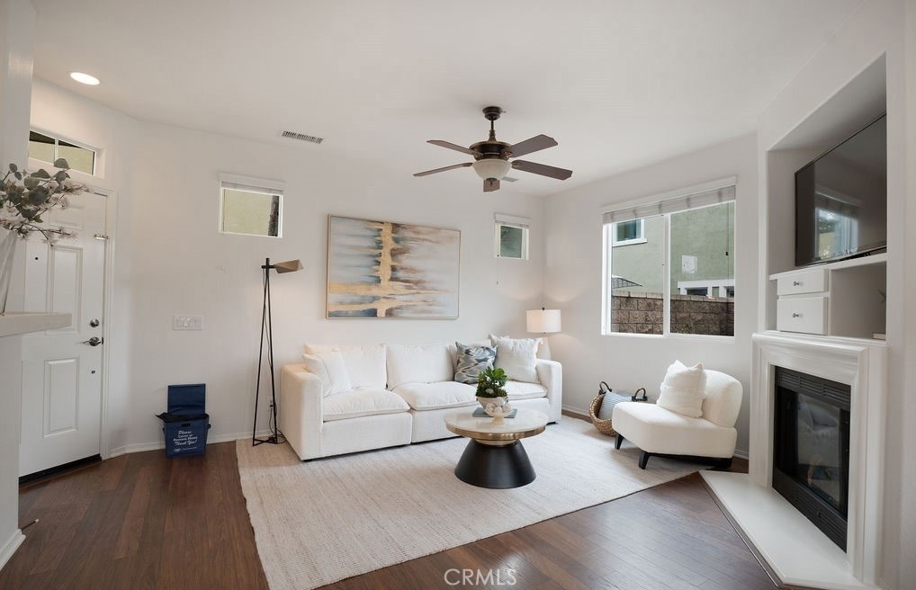 Tustin Village (TV) - Residential Lease
