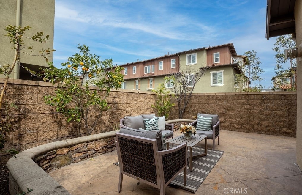 Tustin Village (TV) - Residential Lease