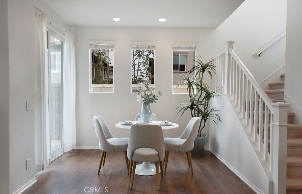 Tustin Village (TV) - Residential Lease