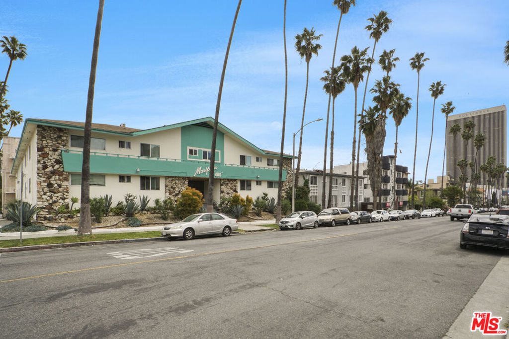 400 S Mariposa Avenue