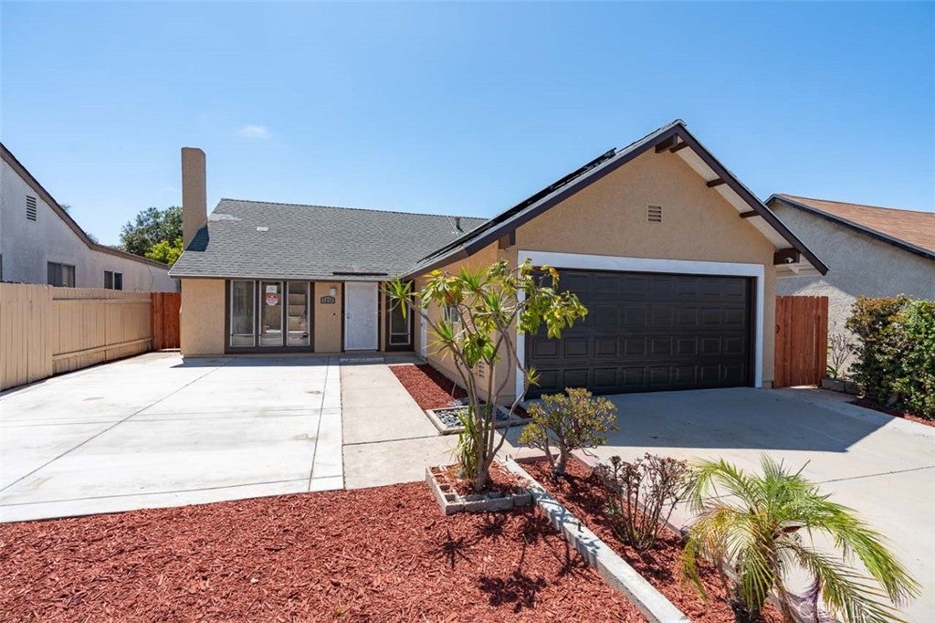1216 Zurich DR, San Diego CA 92154