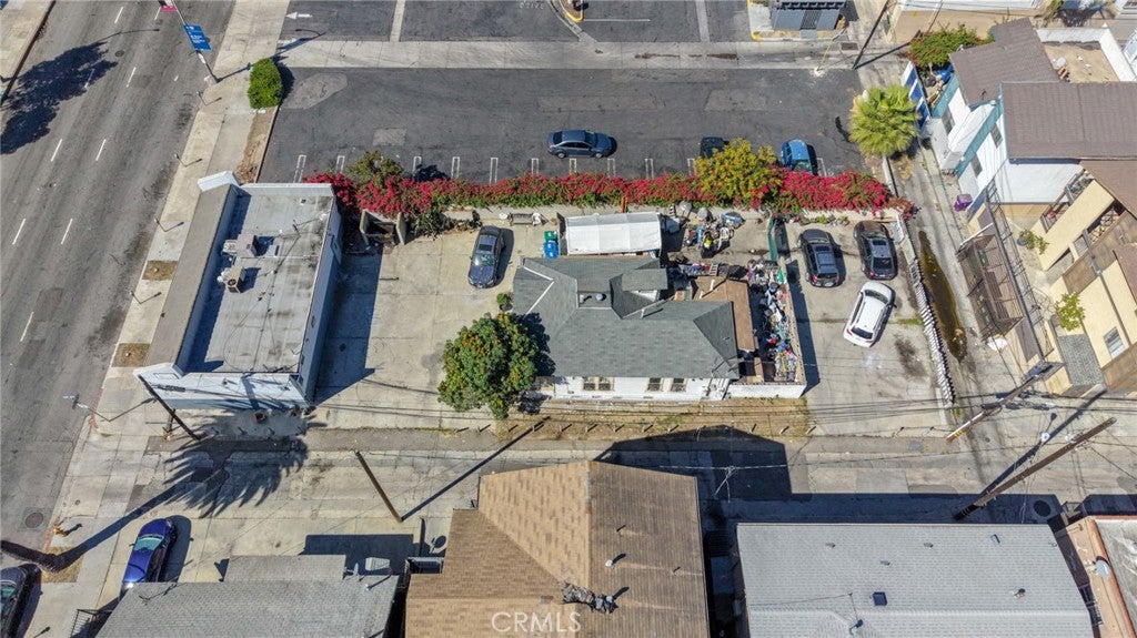337 E 7th
