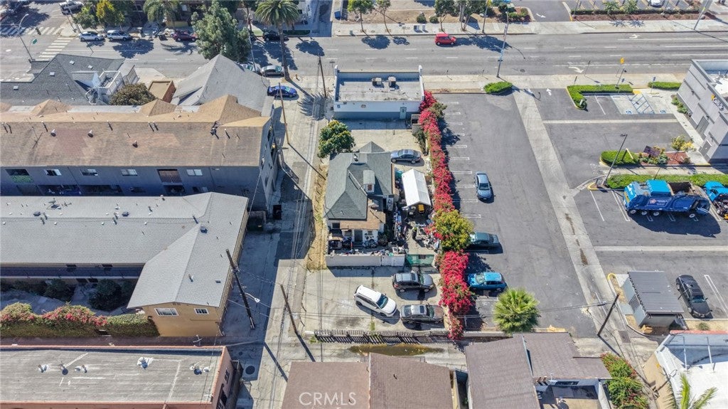 337 E 7th