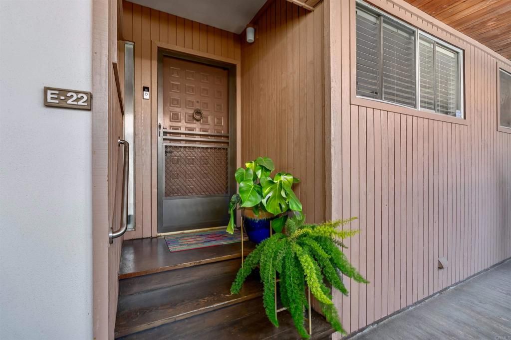 listing image 130725440134558425671