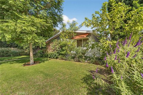 Tiny photo for 22637 Covello, West Hills, CA 91307 (MLS # SR26029160)