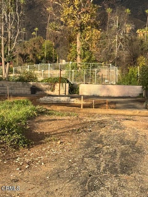 411 E Marigold Street