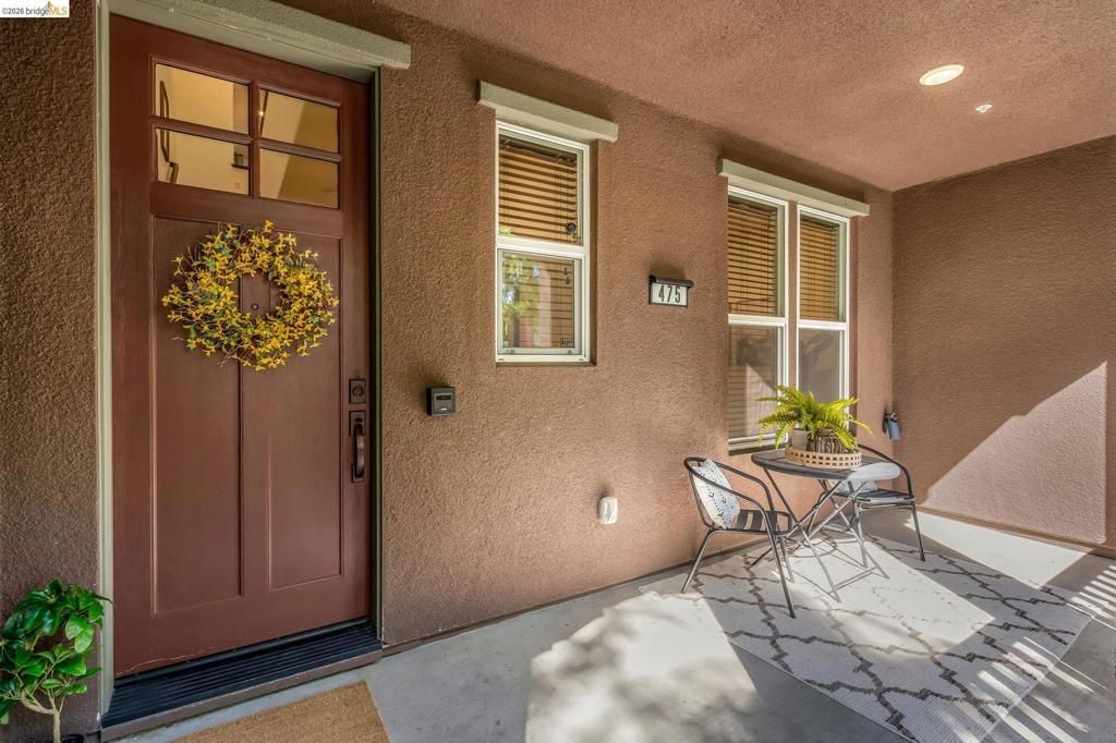 Photo of 475 Mitchell Avenue Ave, Alameda, CA 94501 (MLS # 41131093)