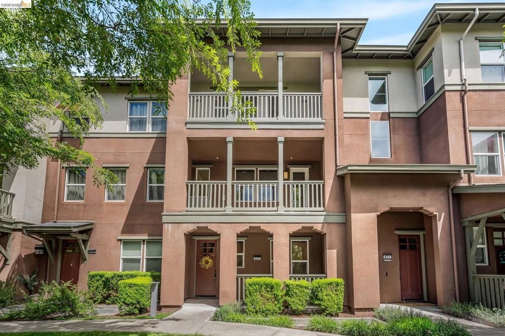 Photo of 475 Mitchell Avenue Ave, Alameda, CA 94501 (MLS # 41131093)