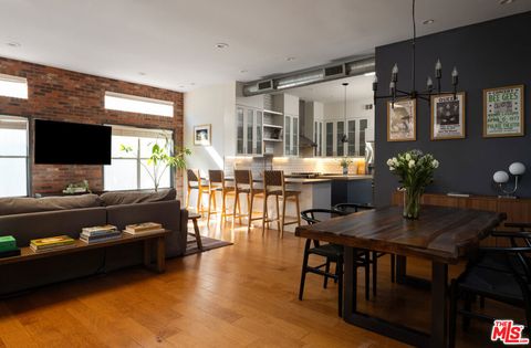 Photo of 612 Flower Avenue #C, Venice, CA 90291 (MLS # 26666645)