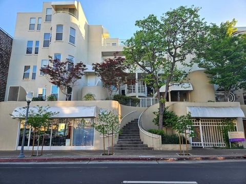 Photo of 425 Alma Street #309, Palo Alto, CA 94301 (MLS # ML82043441)