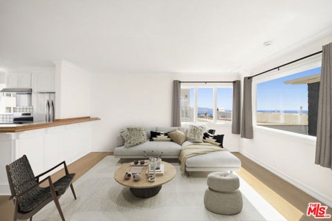 Photo of 236 29th Street, Manhattan Beach, CA 90266 (MLS # 26998885)