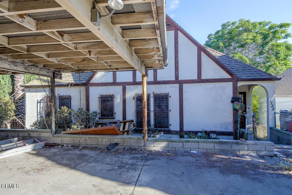 Photo of 1722 Redesdale Avenue, Los Angeles, CA 90026 (MLS # P1-28353)