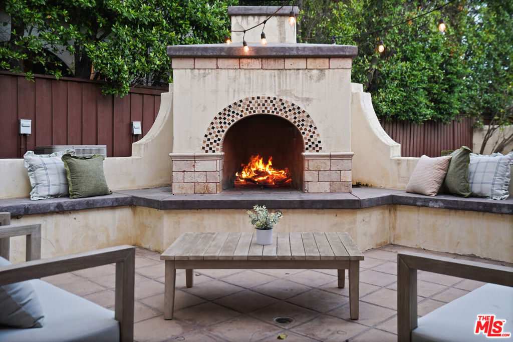 13164 Magnolia Boulevard