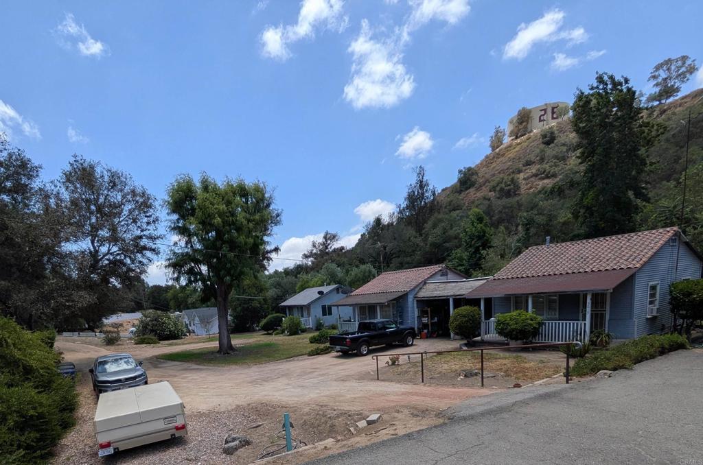3013 3017 S Mission Road