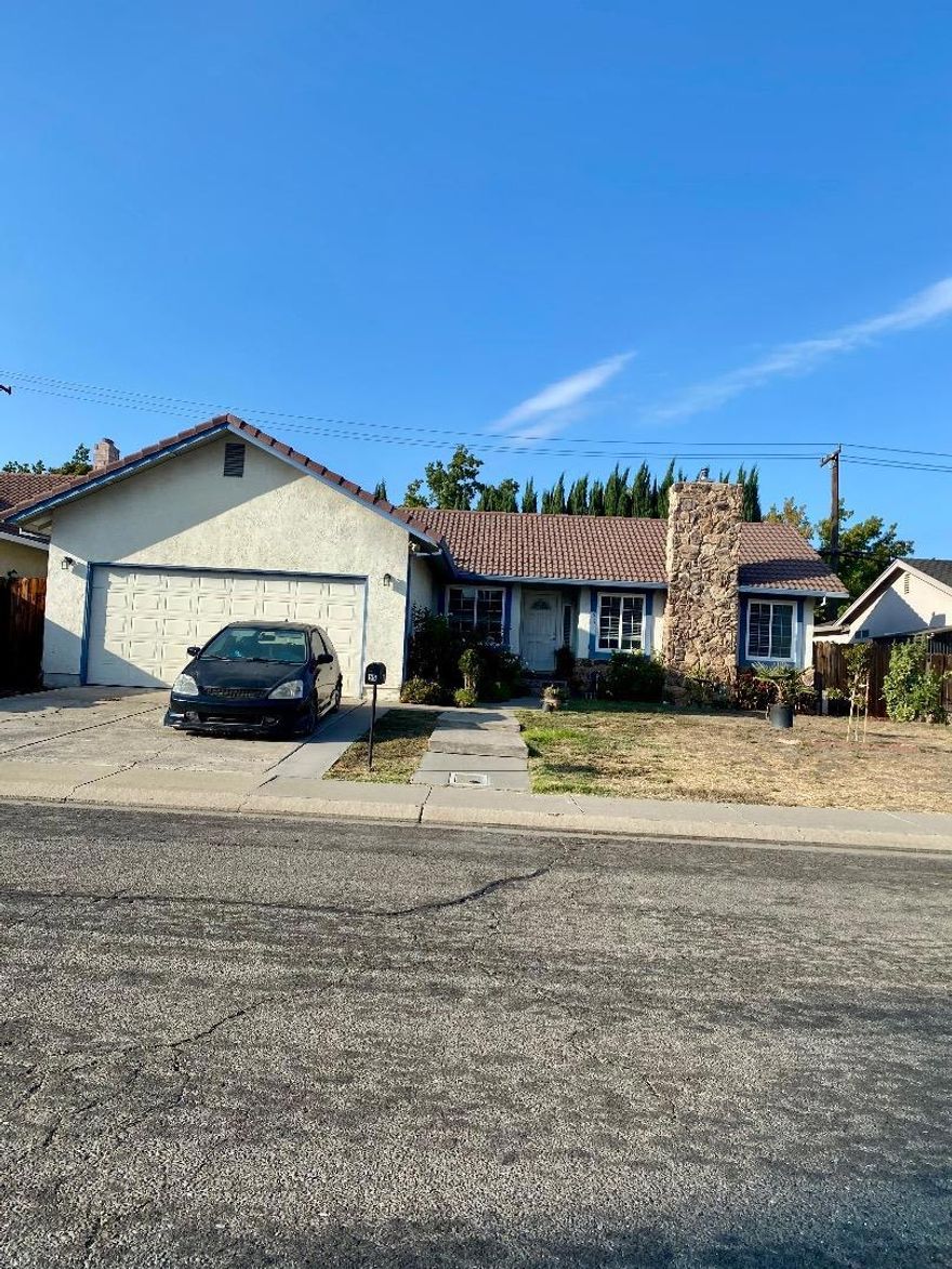 PRICE REDUCED!!! Charming Bungalow house in a nice location. Lots of potentials, double panel windows, centralized cooling and heating, steel fence around the swimming pool for kids safety. 3 br, 2 full bath with a 4th bedroom, permit unknown. Good neighborhood.  Easy to show. Owner occupied. Sold As-is condition.