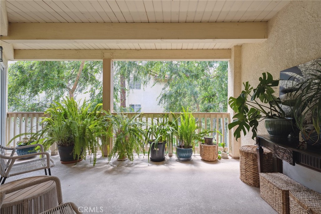 5744 Oak Bend Lane 212