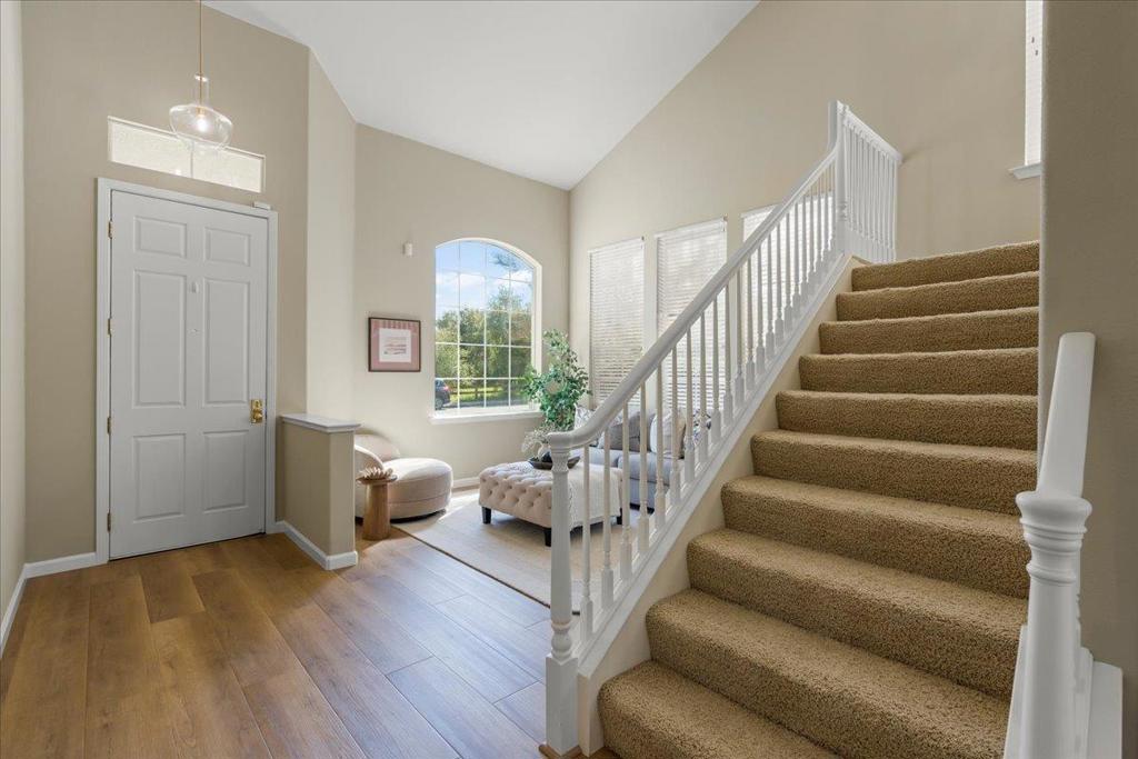 935 Oak Brook Way