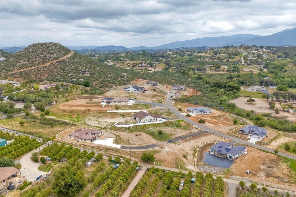 Valley Center - Residential