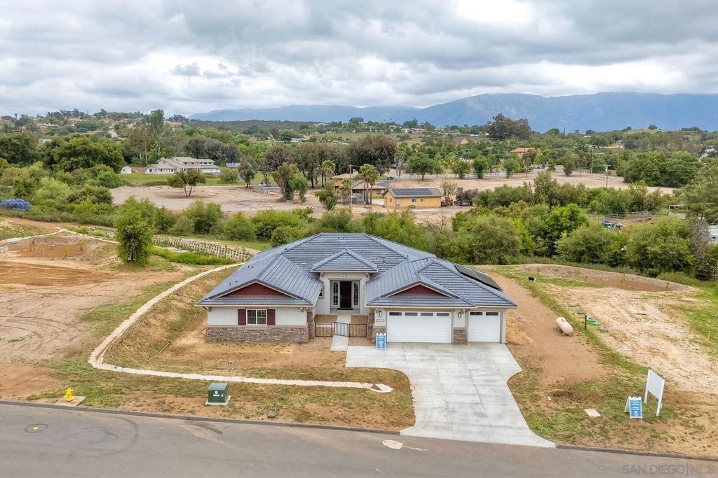 Valley Center - Residential