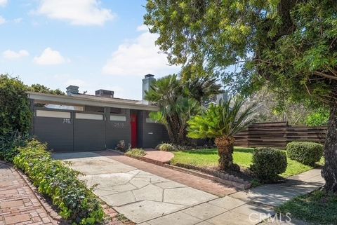 Photo of 2511 Granville Ave, Los Angeles, CA 90064 (MLS # SR26081042)
