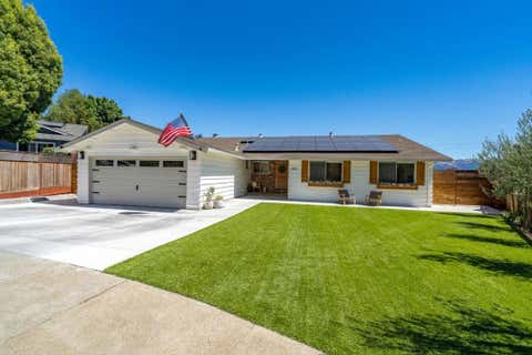 Photo of 842 Claremont Court, Morgan Hill, CA 95037 (MLS # ML82055772)