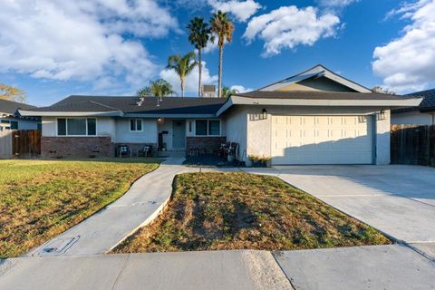 Photo of 1062 Madison Avenue, Los Banos, CA 93635 (MLS # ML82025760)