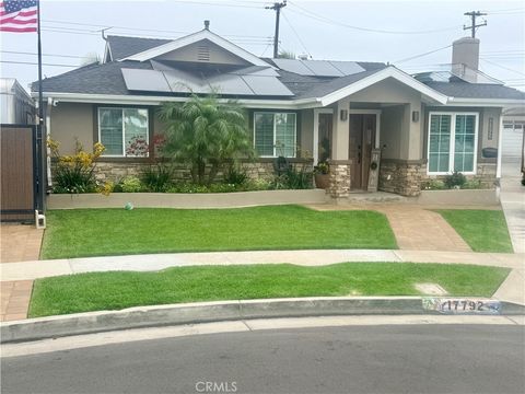 17792 Lewis Huntington Beach CA 92647