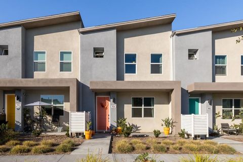 936 Cooper Place San Diego CA 92102