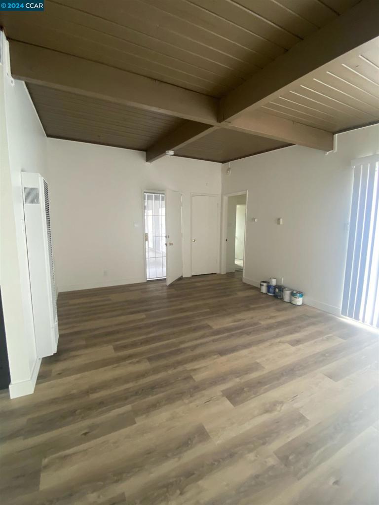 SOUTHRIOND - Residential Lease