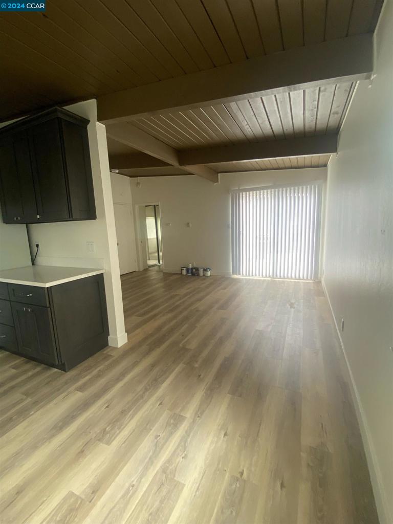 SOUTHRIOND - Residential Lease