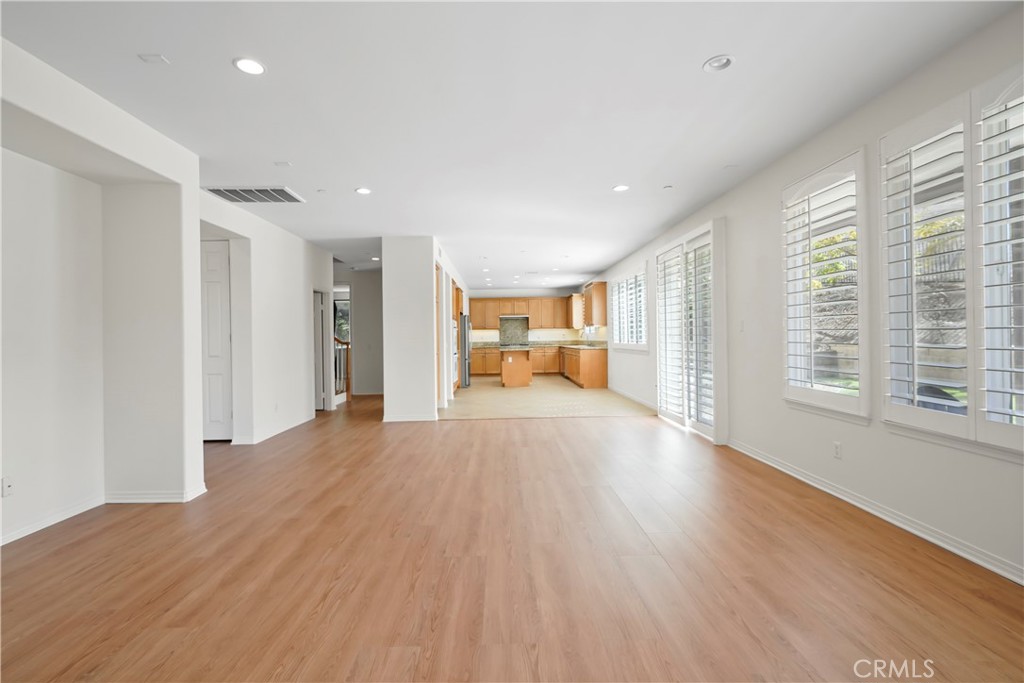 Emerald Point (469) - Residential Lease