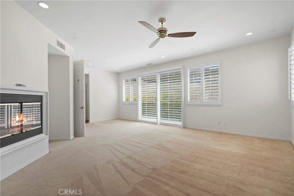 Emerald Point (469) - Residential Lease
