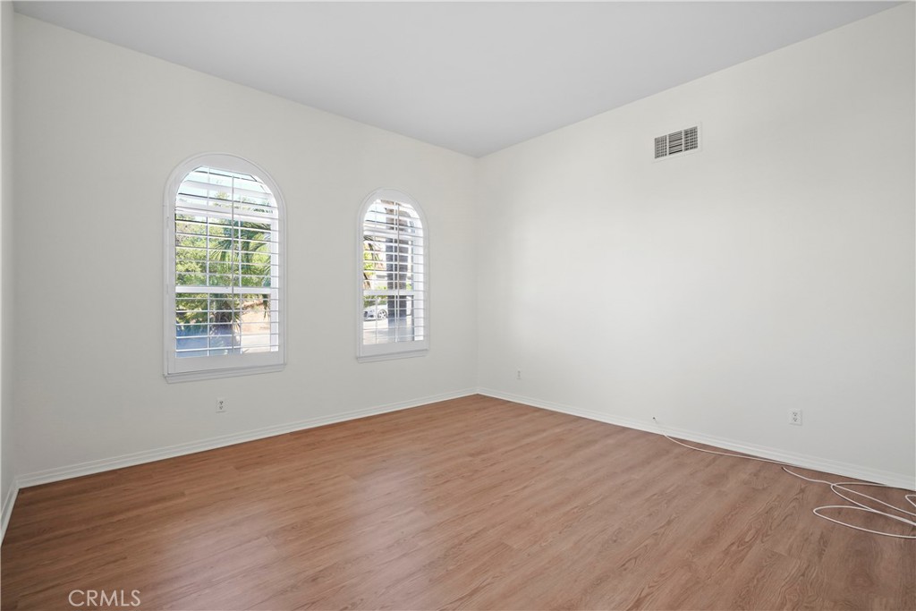 Emerald Point (469) - Residential Lease