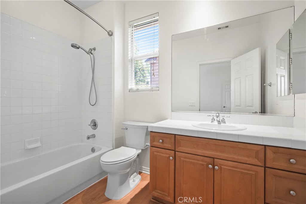 Emerald Point (469) - Residential Lease