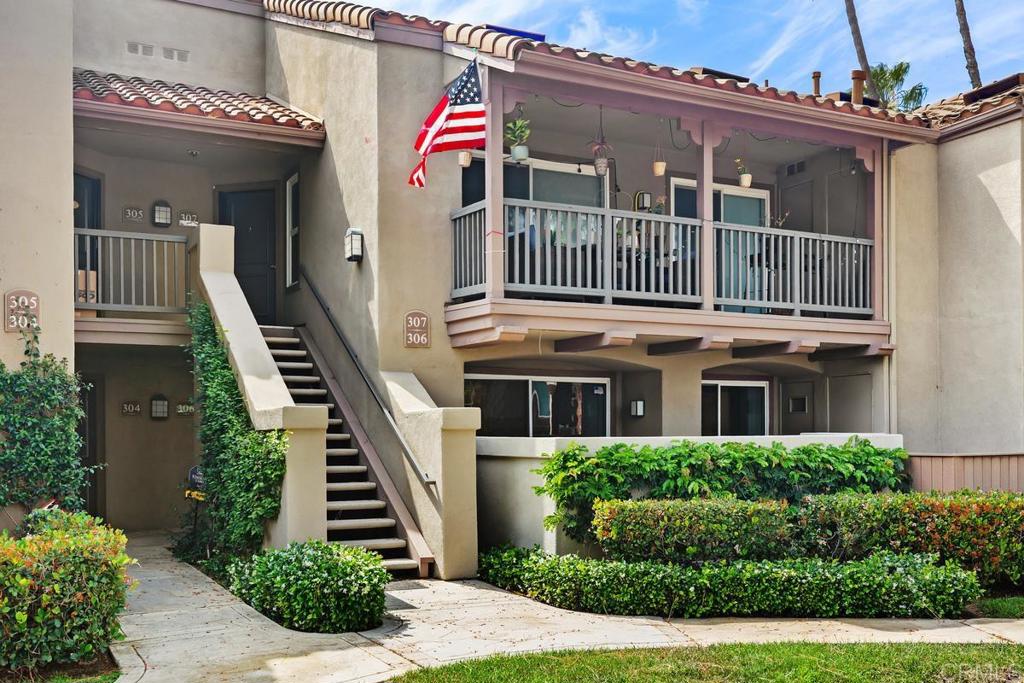 2800 Keller Dr. 306