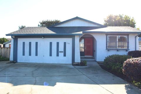 Photo of 738 Cynthia Court, Watsonville, CA 95076 (MLS # ML82027644)