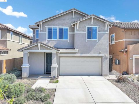 Photo of 252 Coolcrest Dr Dr, Oakley, CA 94561 (MLS # 41130142)