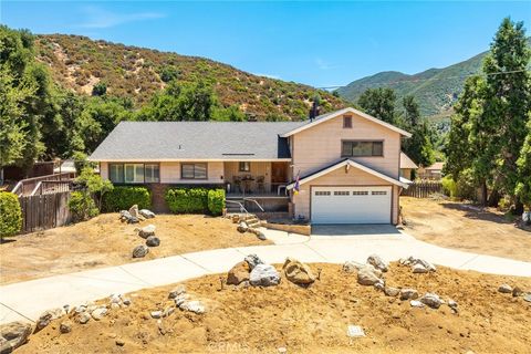 Photo of 39828 San Francisquito Canyon Road, Green Valley, CA 91390 (MLS # SR25151998) Photo of 39828 San Francisquito Canyon Road, Green Valley, CA 91390 (MLS # SR25151998)