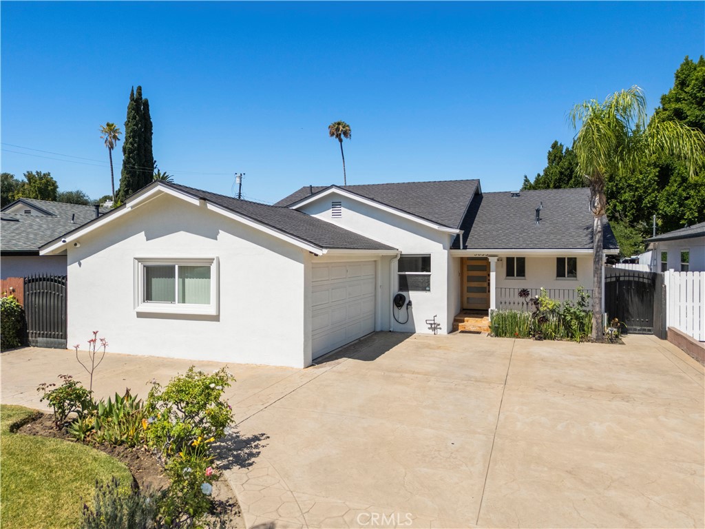 5635 Radford