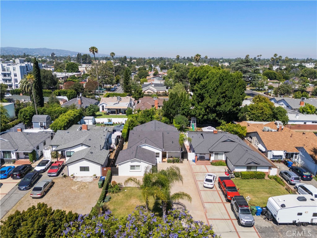 5635 Radford