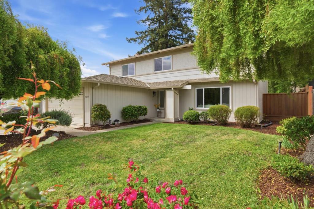 15675 La Sierra Court