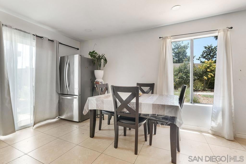 8166 Paradise Valley Ct.
