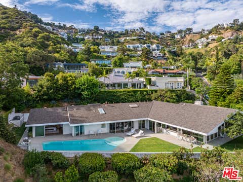 Photo of 1667 Rising Glen Road, Los Angeles, CA 90069 (MLS # 26864143)