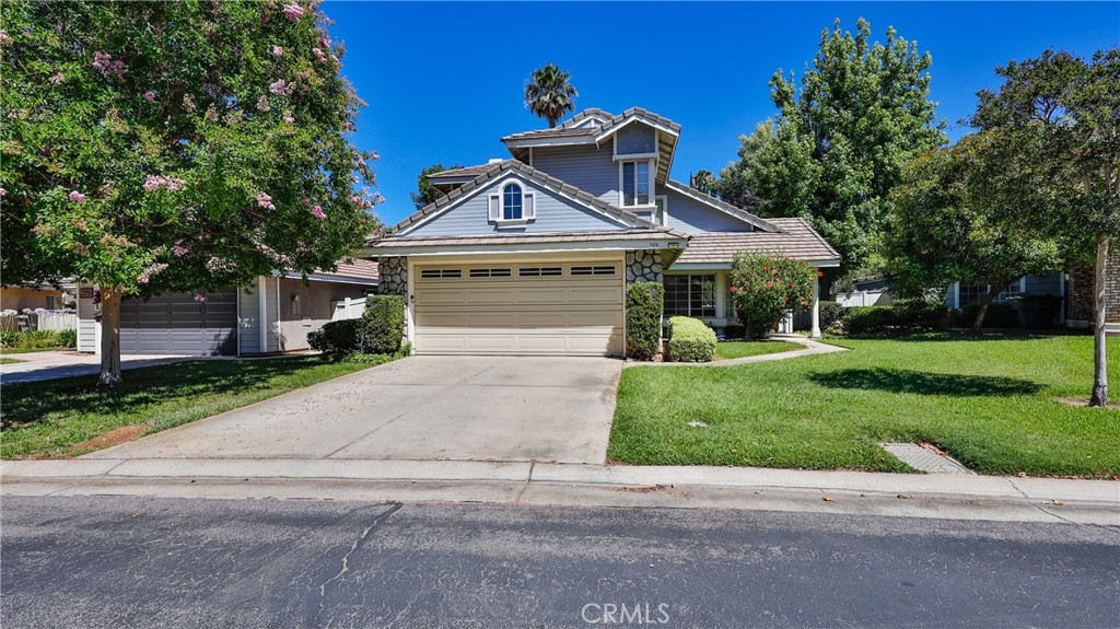 329 Van Ness Lane